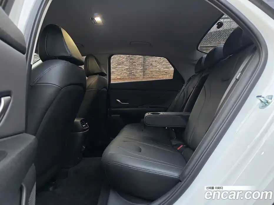 Hyundai Avante 2025 1.6 Автомат в Москве № 119340, фото 16