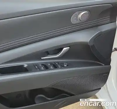 Hyundai Avante 2025 1.6 Автомат в Москве № 119340, миниатюра 9