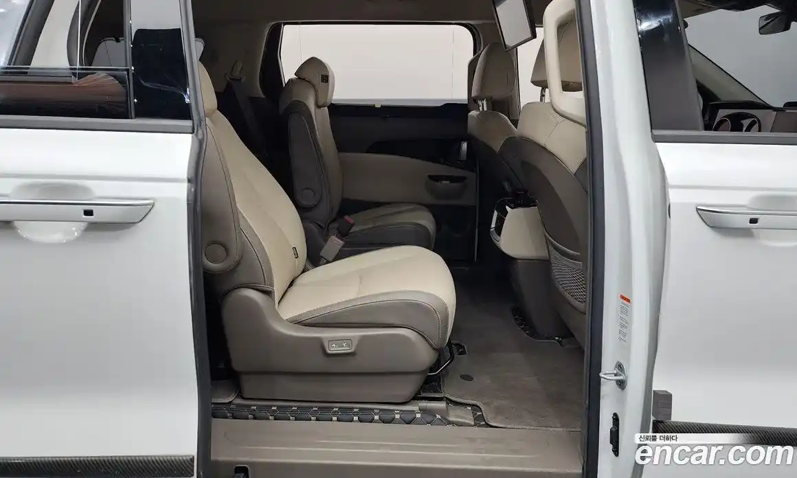 Kia Canival 2021 2.2 Автомат в Москве № 121300, фото 12