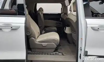 Kia Canival 2021 2.2 Автомат в Москве № 121300, миниатюра 12