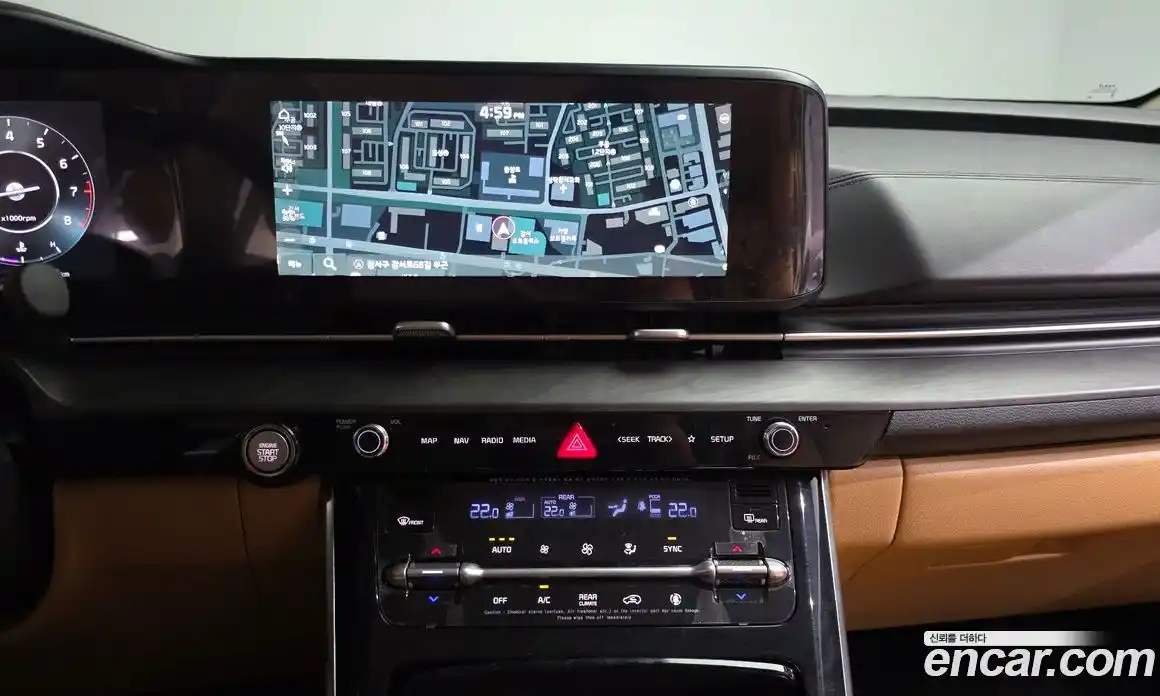 Kia Canival 2023 3.5 Автомат в Москве № 122309, фото 13