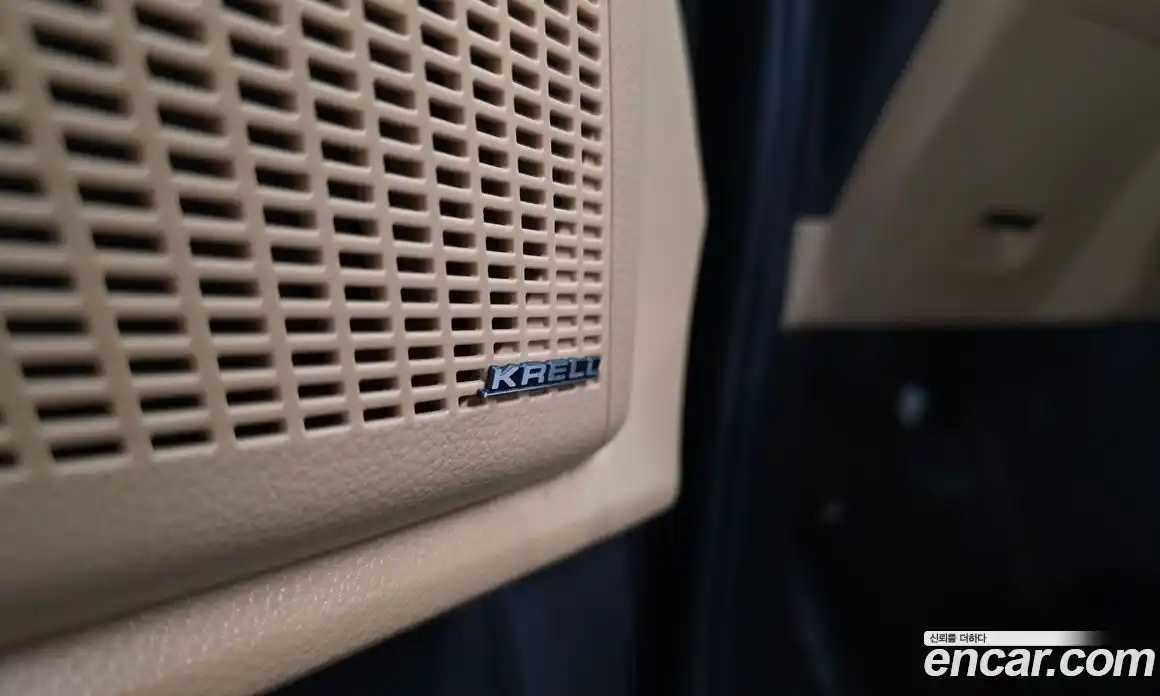 Kia Canival 2023 3.5 Автомат в Москве № 122309, фото 16