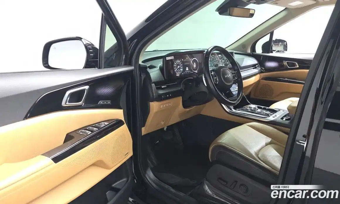 Kia Canival 2023 3.5 Автомат в Москве № 122309, фото 10