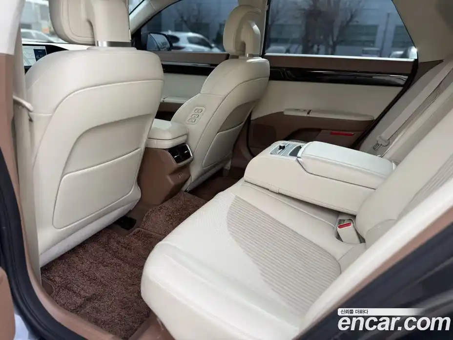 Hyundai Grandeur 2023 1.6 Автомат в Москве № 123255, фото 11