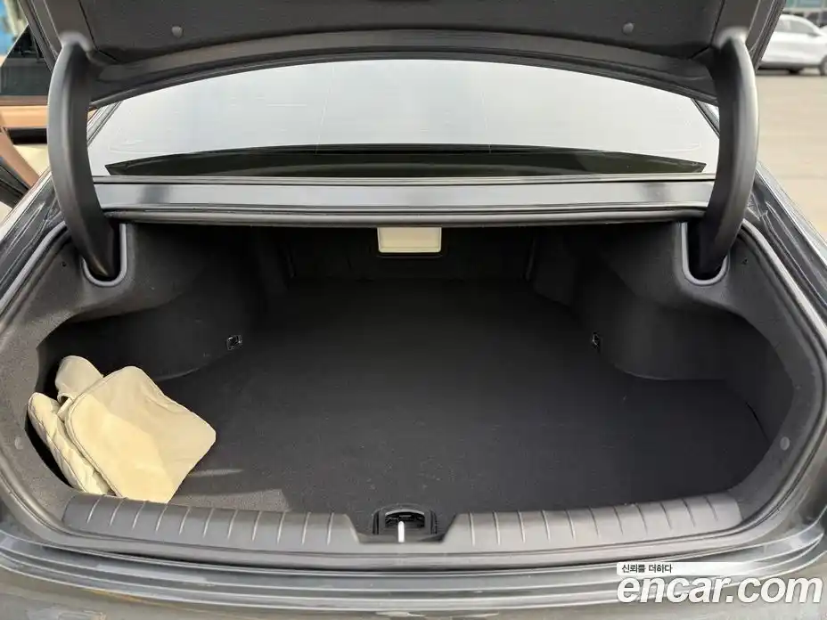 Hyundai Grandeur 2023 1.6 Автомат в Москве № 123255, фото 19