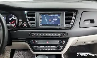 Kia Canival 2019 2.2 Автомат в Москве № 123876, миниатюра 6