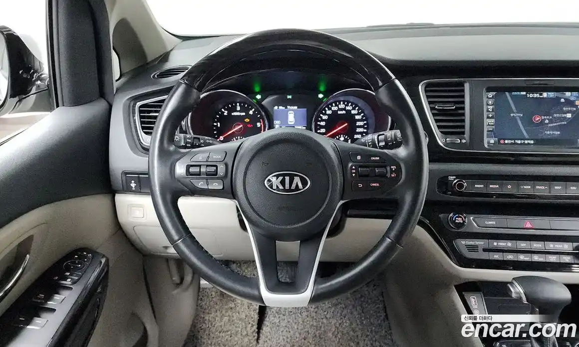 Kia Canival 2019 2.2 Автомат в Москве № 123876, фото 8