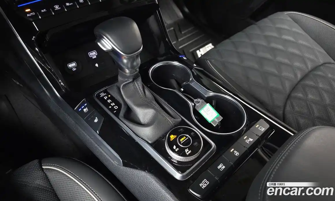 Kia Mohave 2024 3.0 Автомат в Москве № 128246, фото 15