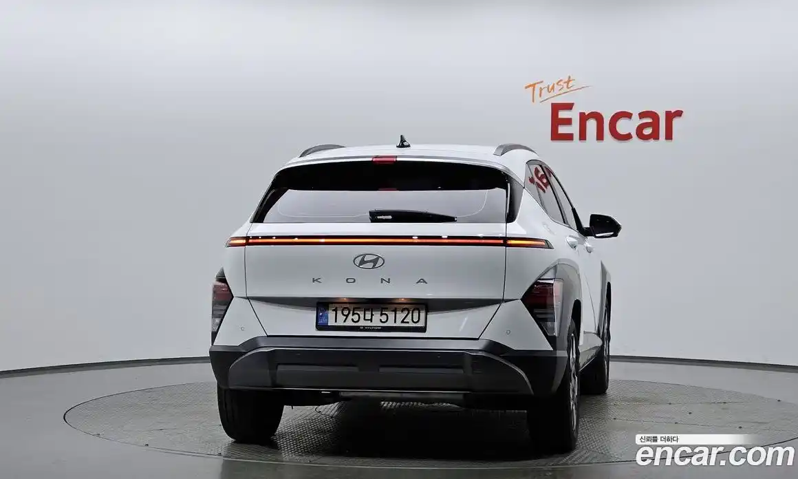 Hyundai Kona 2024 1.6 Автомат в Москве № 130616, фото 18