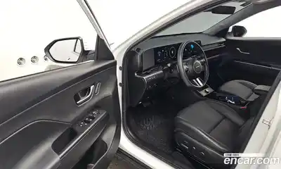 Hyundai Kona 2024 1.6 Автомат в Москве № 130616, миниатюра 4