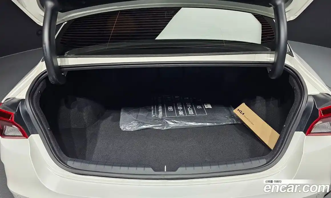 Kia K5 2023 2.0 Автомат в Москве № 131761, фото 11