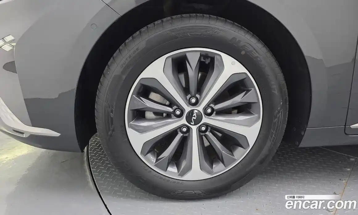 Kia K8 2023 1.6 Автомат в Москве № 132413, фото 16