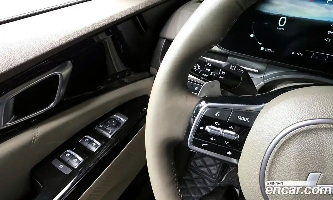 Kia Canival 2023 3.5 Автомат в Москве № 133100, фото 11