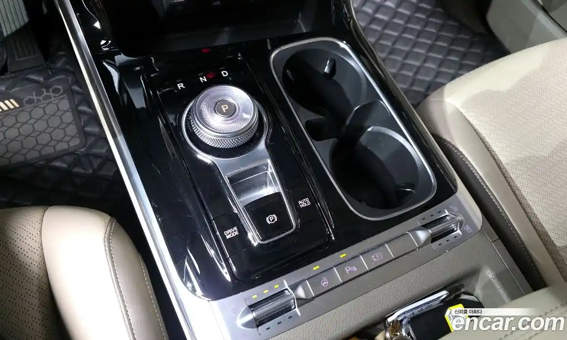 Kia Canival 2023 3.5 Автомат в Москве № 133100, фото 18