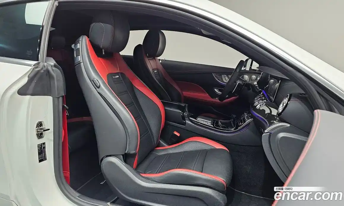 Mercedes-Benz E-Class 2022 3.0 Автомат в Москве № 135660, фото 3