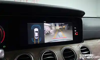 Mercedes-Benz E-Class 2021 2.0 Автомат в Москве № 150782, миниатюра 12