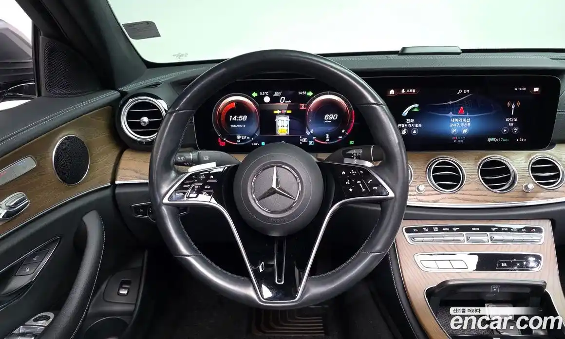 Mercedes-Benz E-Class 2021 2.0 Автомат в Москве № 150782, фото 9