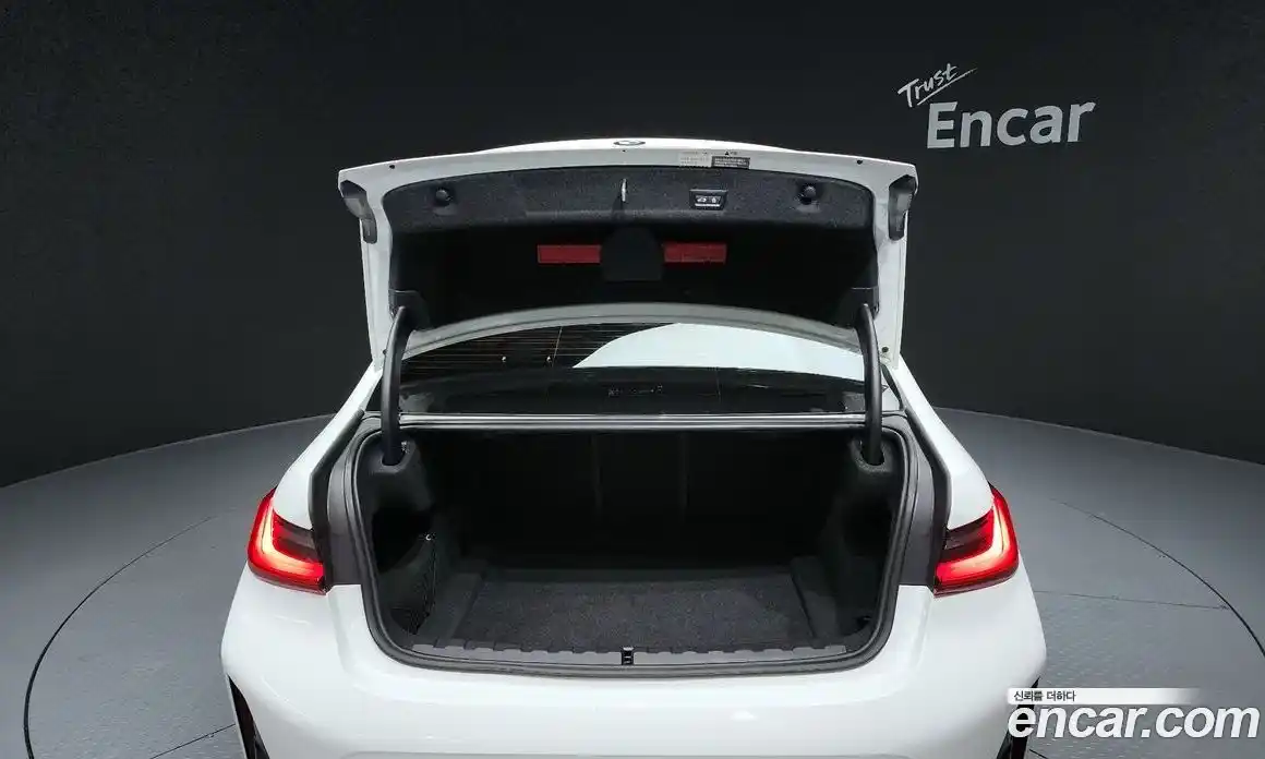 BMW 3-Series 2023 2.0 Автомат в Москве № 154194, фото 9