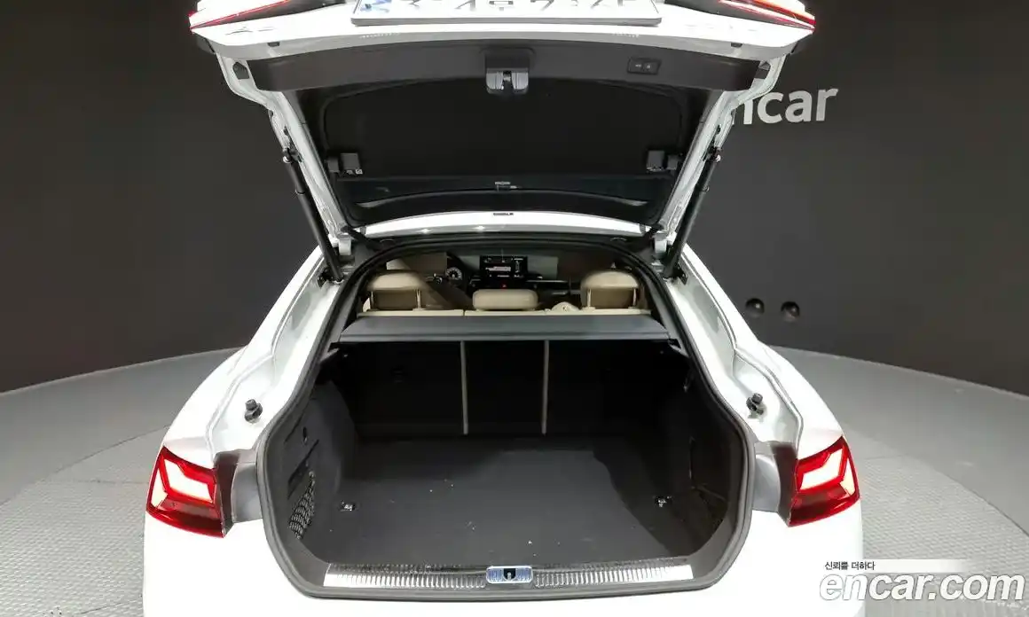 Audi A5 2023 2.0 Автомат в Москве № 162282, фото 11