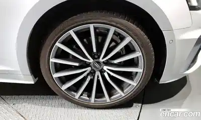 Audi A5 2023 2.0 Автомат в Москве № 162282, миниатюра 3