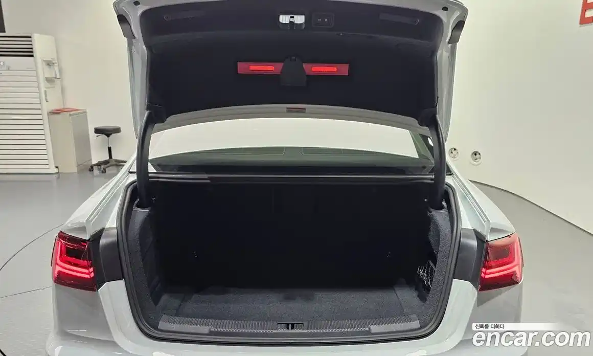 Audi A6 2016 2.0 Автомат в Москве № 163436, фото 9