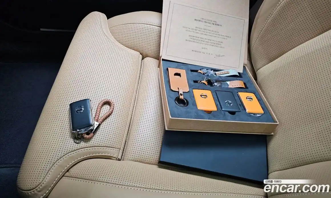 Volvo V60 2024 2.0 Автомат в Москве № 164283, фото 6