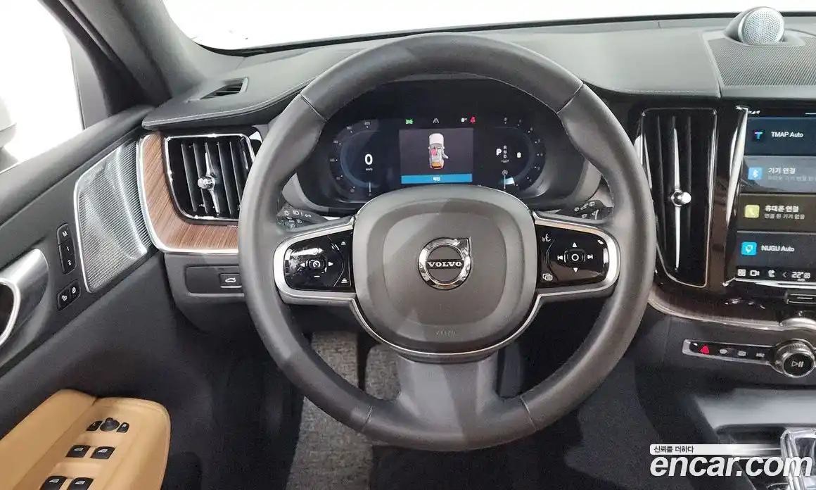 Volvo XC60 2024 2.0 Автомат в Москве № 164475, фото 16