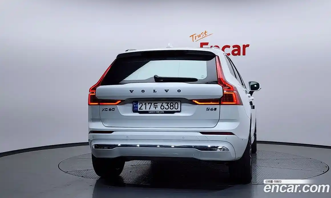 Volvo XC60 2024 2.0 Автомат в Москве № 164475, фото 19