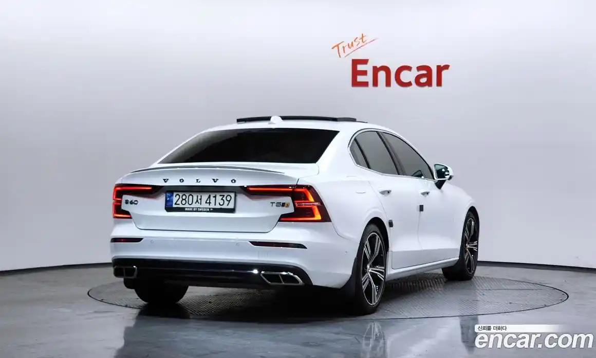 Volvo S60 2020 2.0 Автомат в Москве № 164706, фото 13