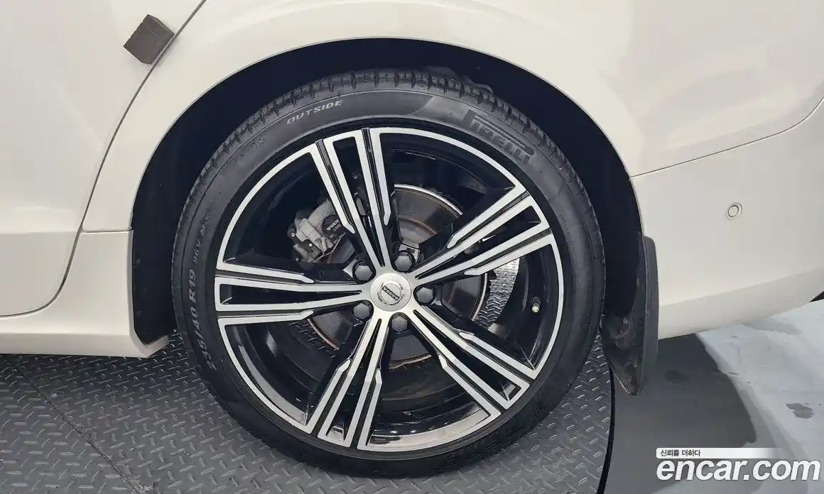 Volvo S60 2020 2.0 Автомат в Москве № 164706, фото 20