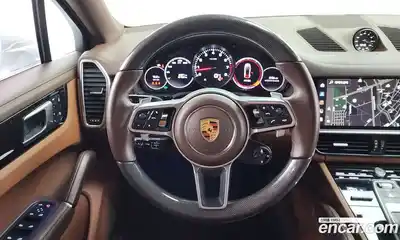 Porsche Cayenne, 2022