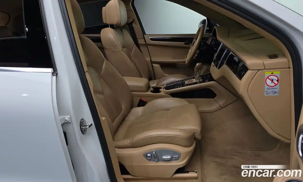 Porsche Macan 2017 3.0 Автомат в Москве № 165676, фото 11