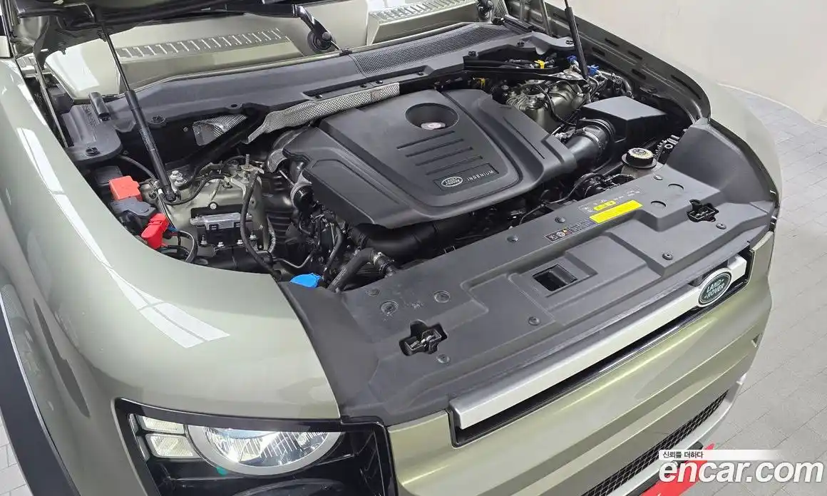 Land Rover Defender 2020 2.0 Автомат в Москве № 166189, фото 4