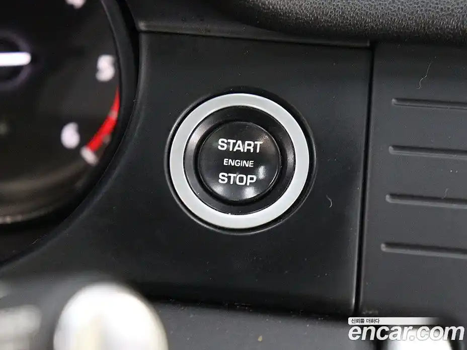 Land Rover Discovery Sport 2017 2.0 Автомат в Москве № 166863, фото 12