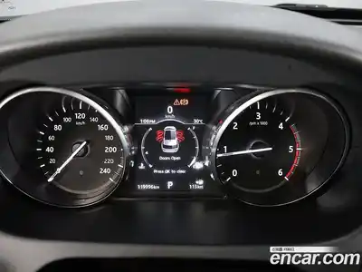 Land Rover Discovery Sport 2017 2.0 Автомат в Москве № 166863, миниатюра 7