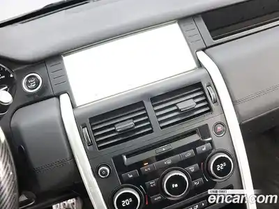 Land Rover Discovery Sport 2017 2.0 Автомат в Москве № 166863, миниатюра 8