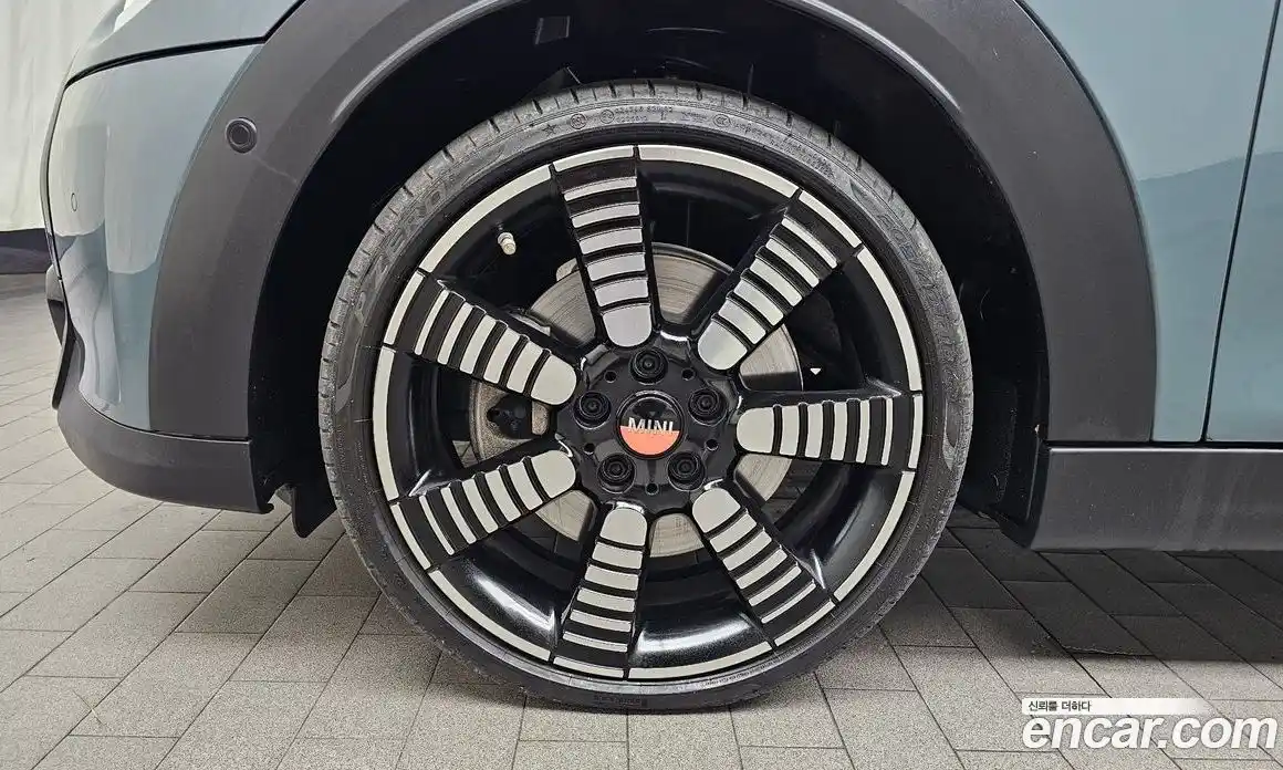 Mini Cooper 2023 2.0 Автомат в Москве № 167011, фото 14