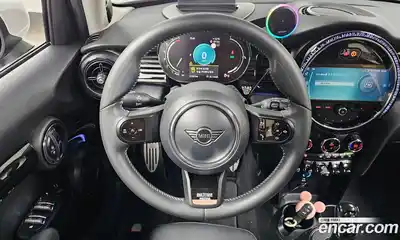 Mini Cooper 2023 2.0 Автомат в Москве № 167011, миниатюра 6