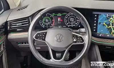 Volkswagen Touareg 2021 3.0 Автомат в Москве № 168856, миниатюра 12