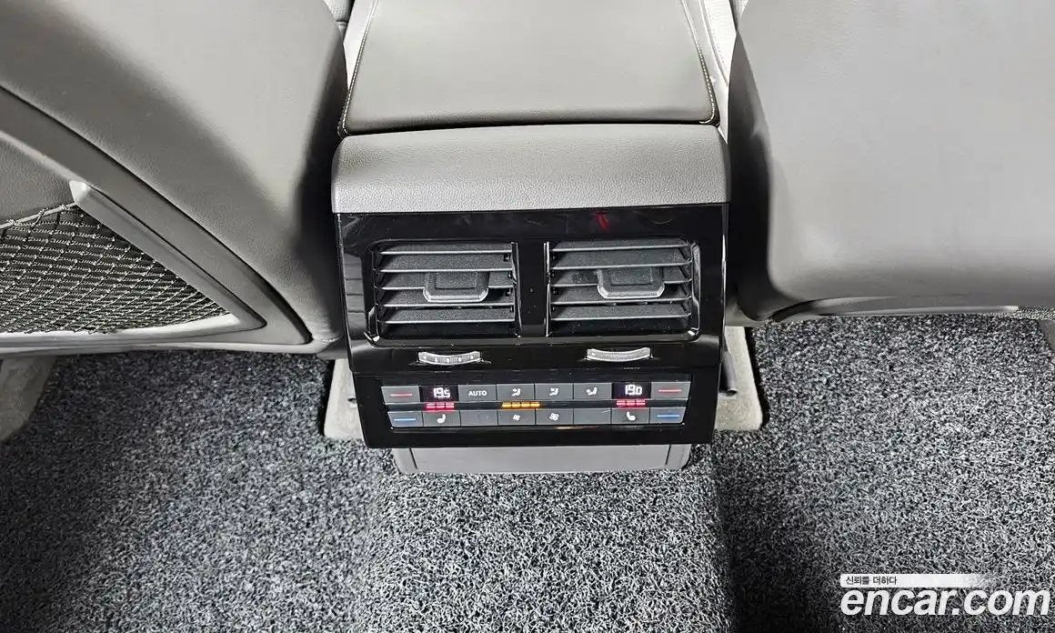 Volkswagen Touareg 2021 3.0 Автомат в Москве № 168856, фото 19