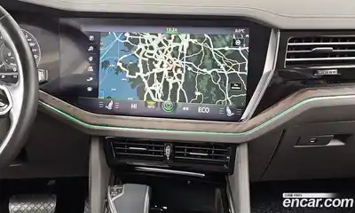 Volkswagen Touareg 2021 3.0 Автомат в Москве № 168856, миниатюра 10