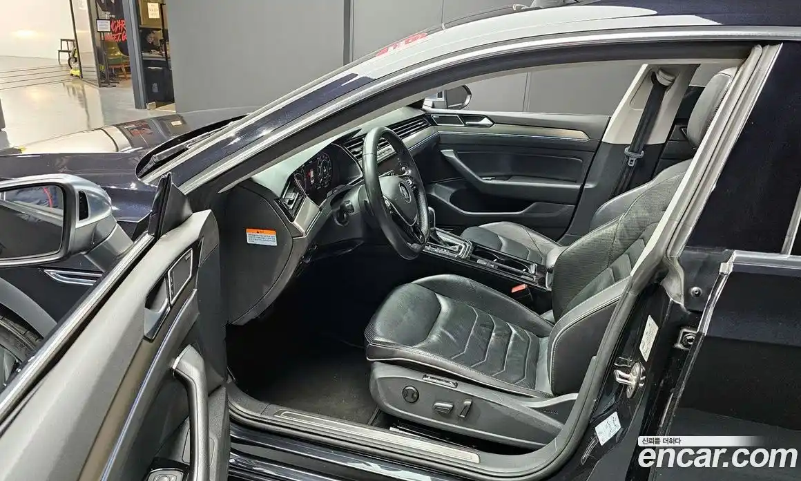 Volkswagen Arteon 2019 2.0 Автомат в Москве № 168935, фото 18