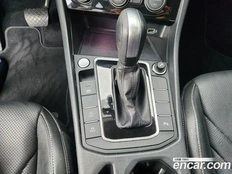 Volkswagen Jetta 2020 1.4 Автомат в Москве № 169171, фото 9