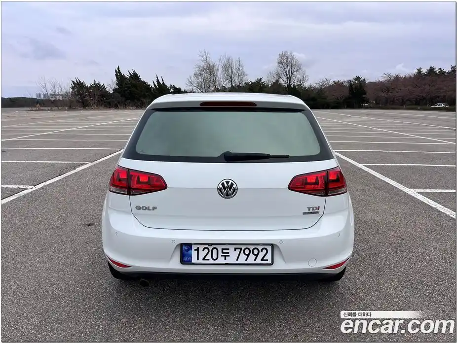 Volkswagen Golf 2014 1.6 Автомат в Москве № 169243, фото 6