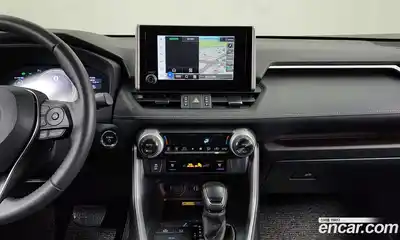 Toyota RAV4 2024 2.5 Автомат в Москве № 170173, миниатюра 11