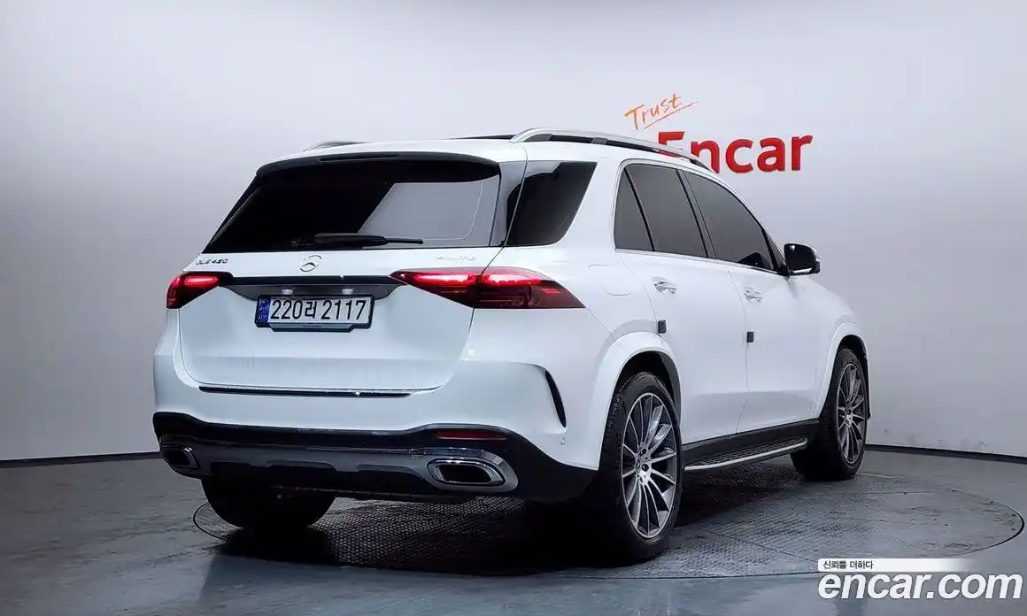 Mercedes-Benz GLE-Class 2024 3.0 Автомат в Москве № 171319, фото 14