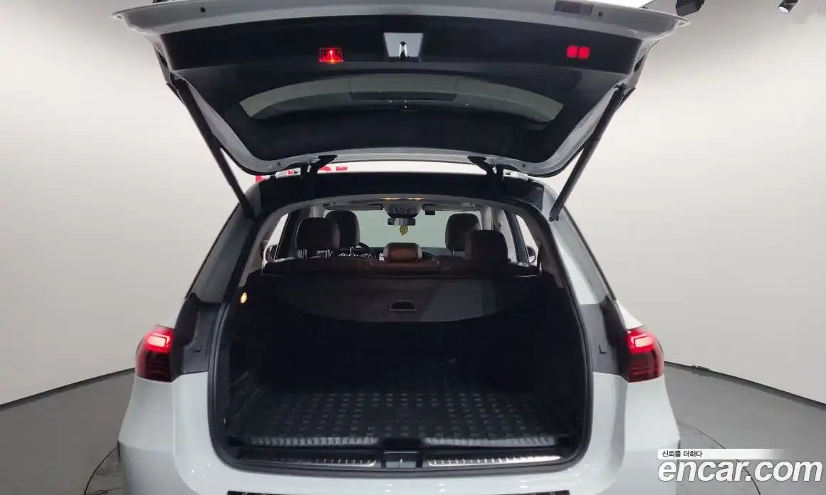 Mercedes-Benz GLE-Class 2024 3.0 Автомат в Москве № 171319, фото 20