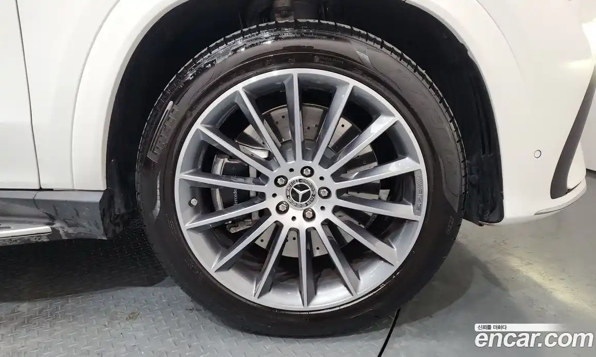 Mercedes-Benz GLE-Class 2024 3.0 Автомат в Москве № 171319, фото 5