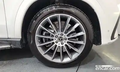 Mercedes-Benz GLE-Class 2024 3.0 Автомат в Москве № 171319, миниатюра 5