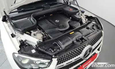 Mercedes-Benz GLE-Class 2024 3.0 Автомат в Москве № 171319, миниатюра 6